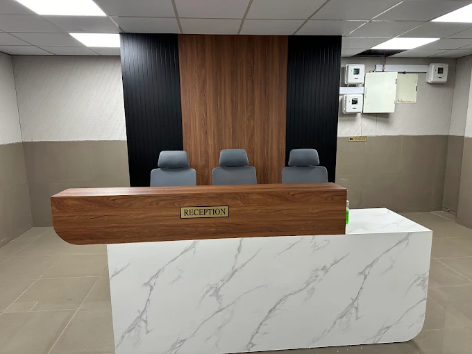 Hospital doctor consultation
